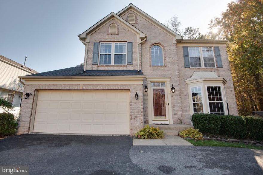 Offer Deadline Sunday 11/14 at 8 PM ** Beautiful Home***** Move in ready!!!  

This seller has completed many new upgrades for the new owner!
Updates include ... Updated kitchen with new SS appliances and granite , Beautiful engineered hardwood on first and second floor, finished basement complete with wet bar and full bath!  The outside boasts with privacy and lovely fenced yard .  This is truly a must see home.. Quick settlement possible.