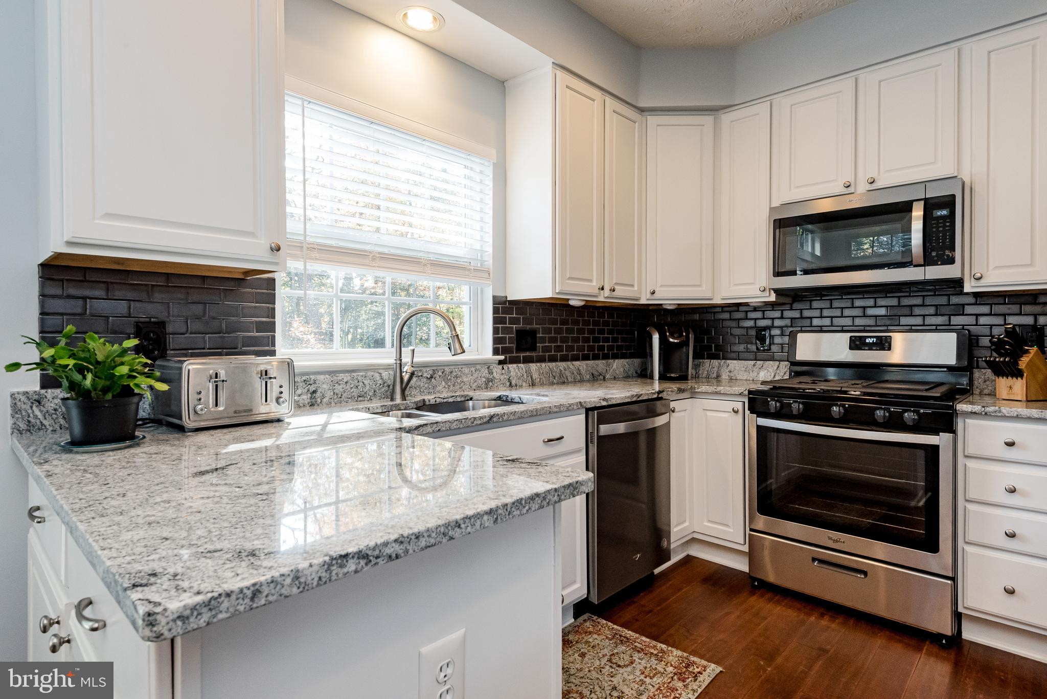 FOX CHASE - Residential