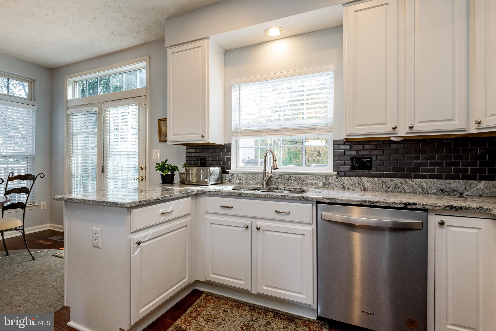 FOX CHASE - Residential