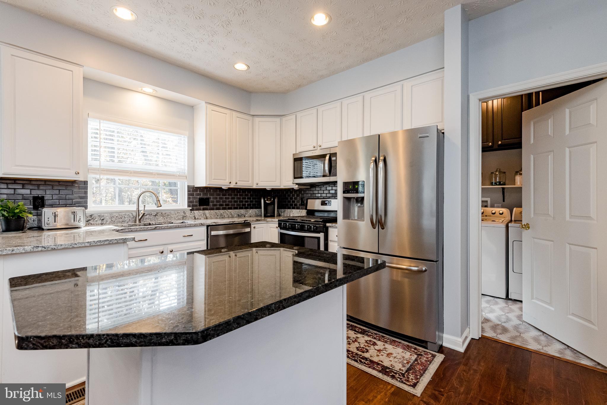 FOX CHASE - Residential