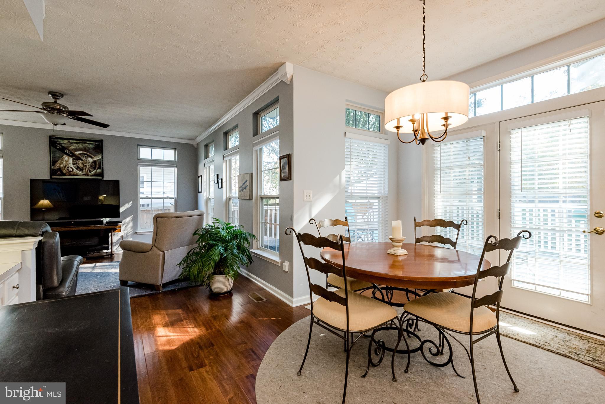 FOX CHASE - Residential