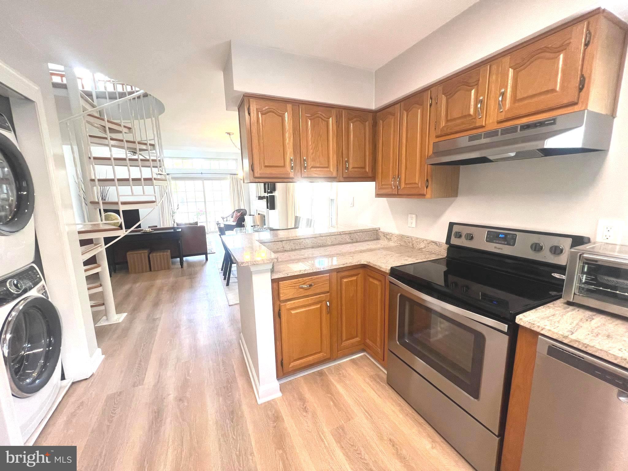 BENTLEY PLACE - Residential Lease