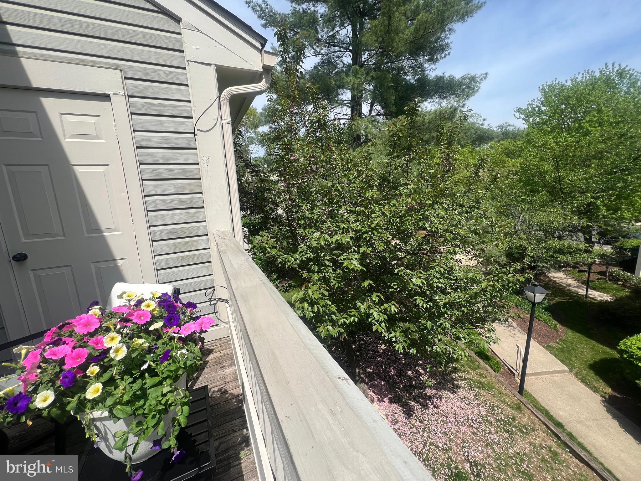 BENTLEY PLACE - Residential Lease