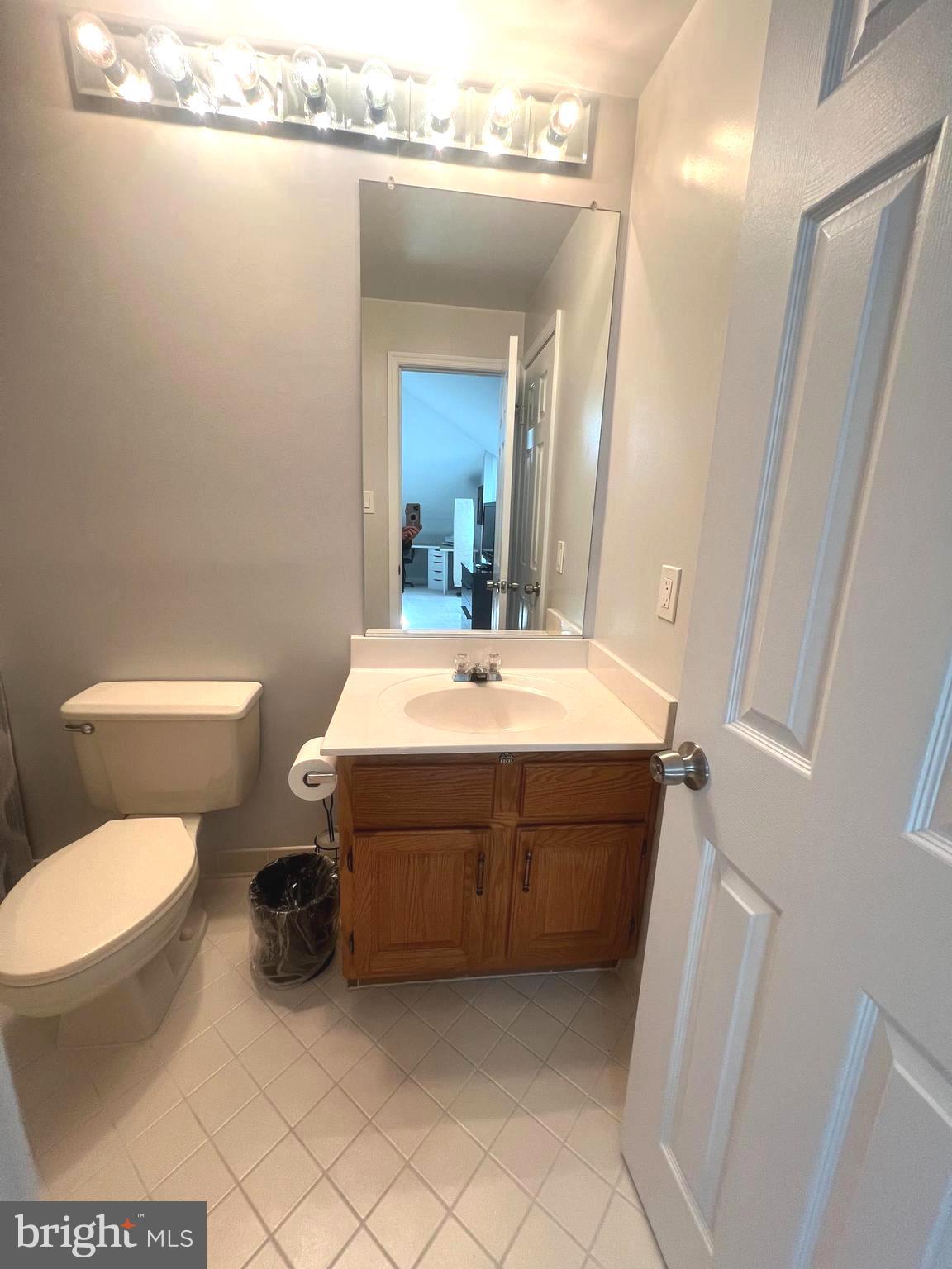 BENTLEY PLACE - Residential Lease