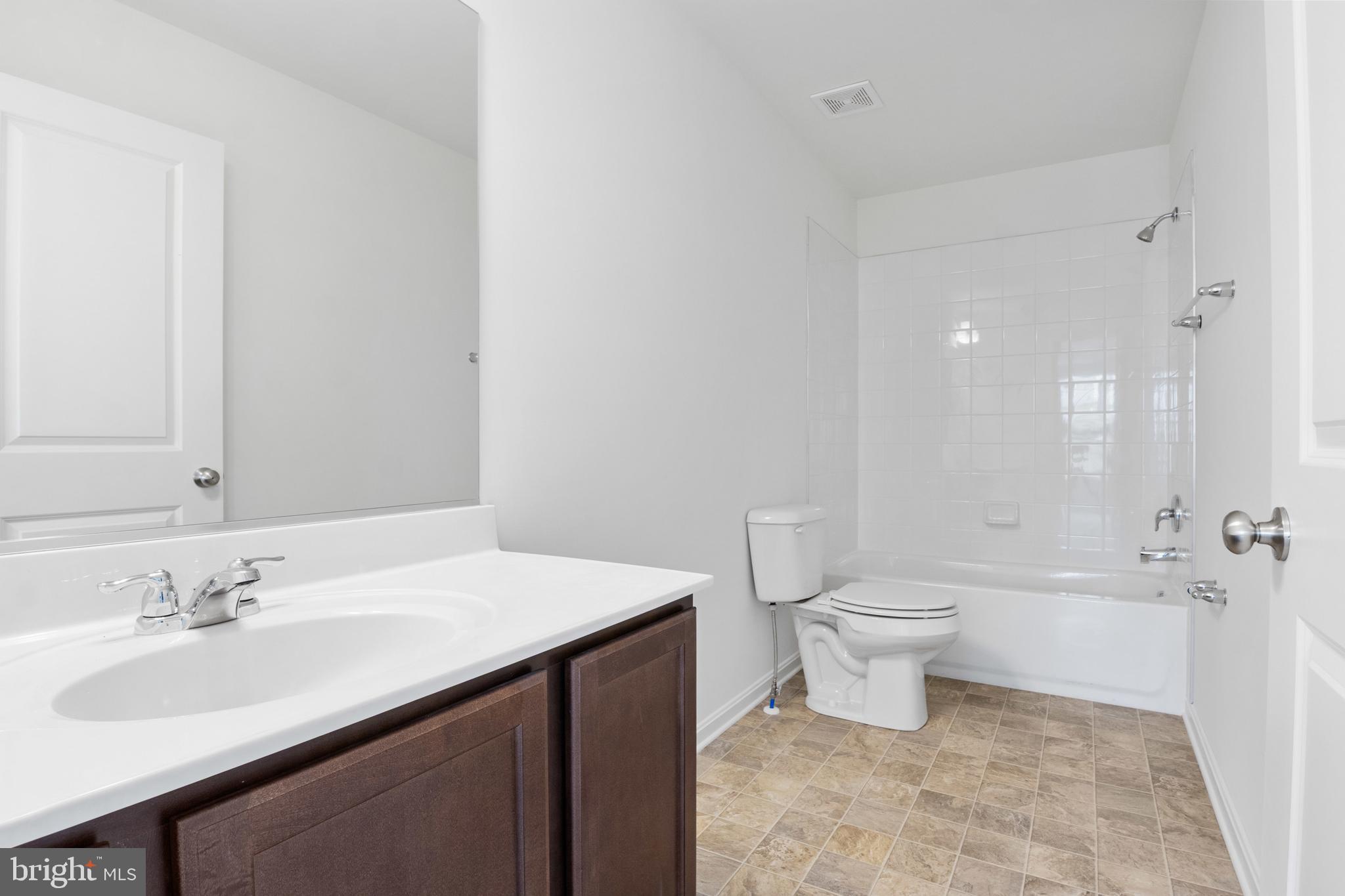 LEXINGTON ESTATES - Residential