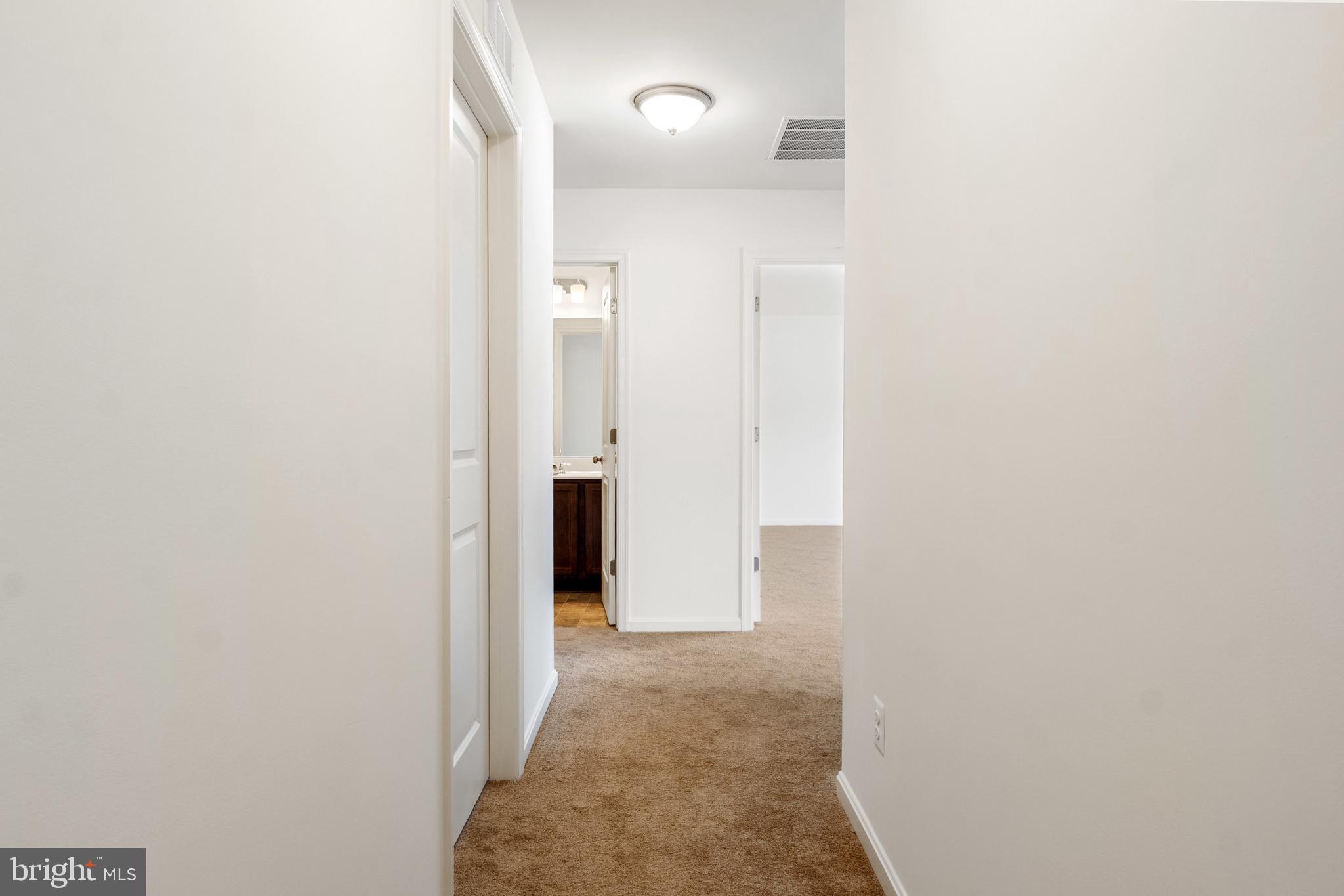 LEXINGTON ESTATES - Residential