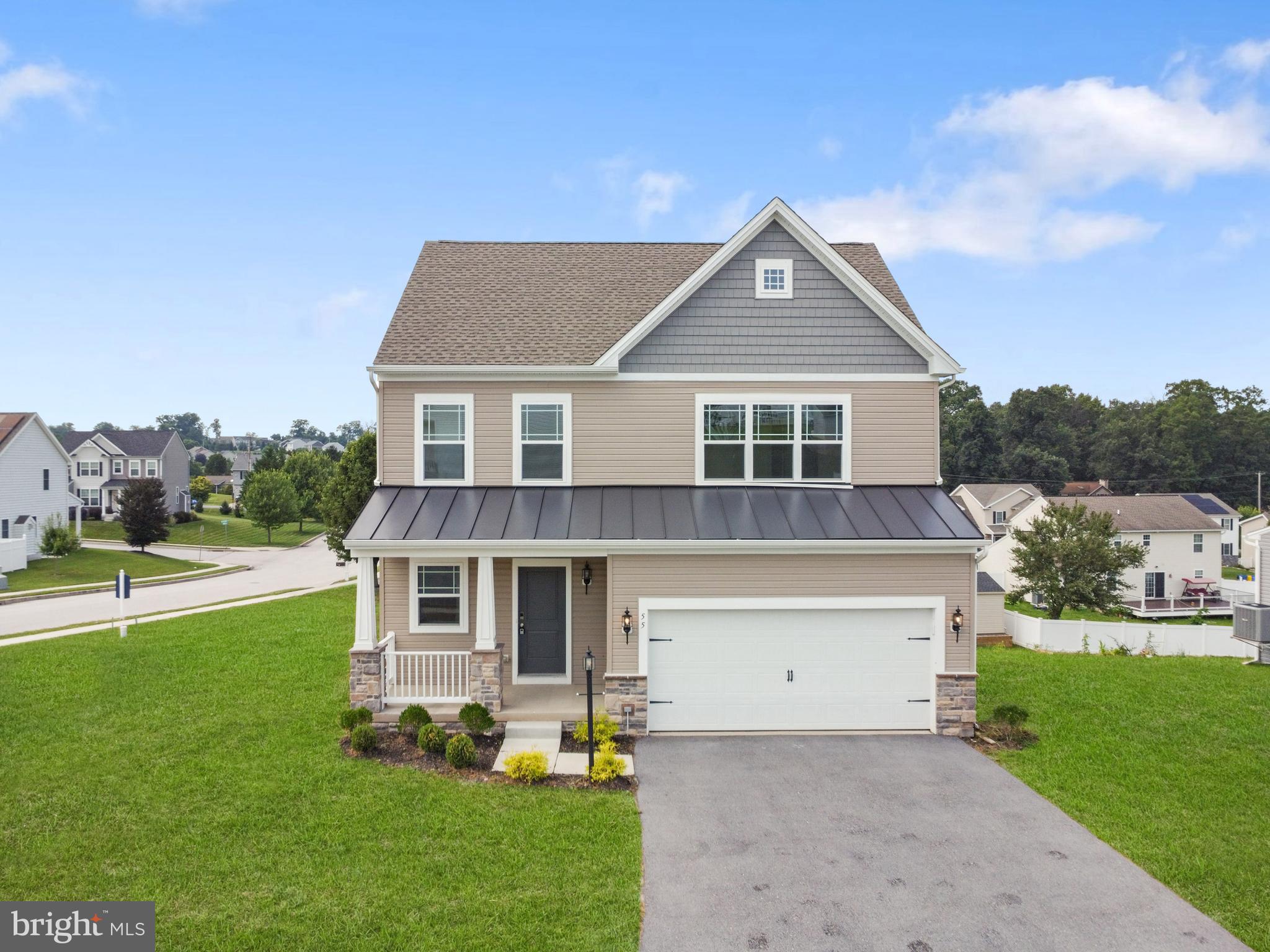 LEXINGTON ESTATES - Residential