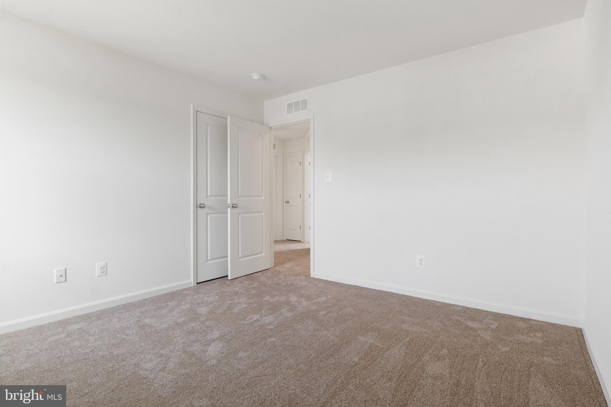 LEXINGTON ESTATES - Residential