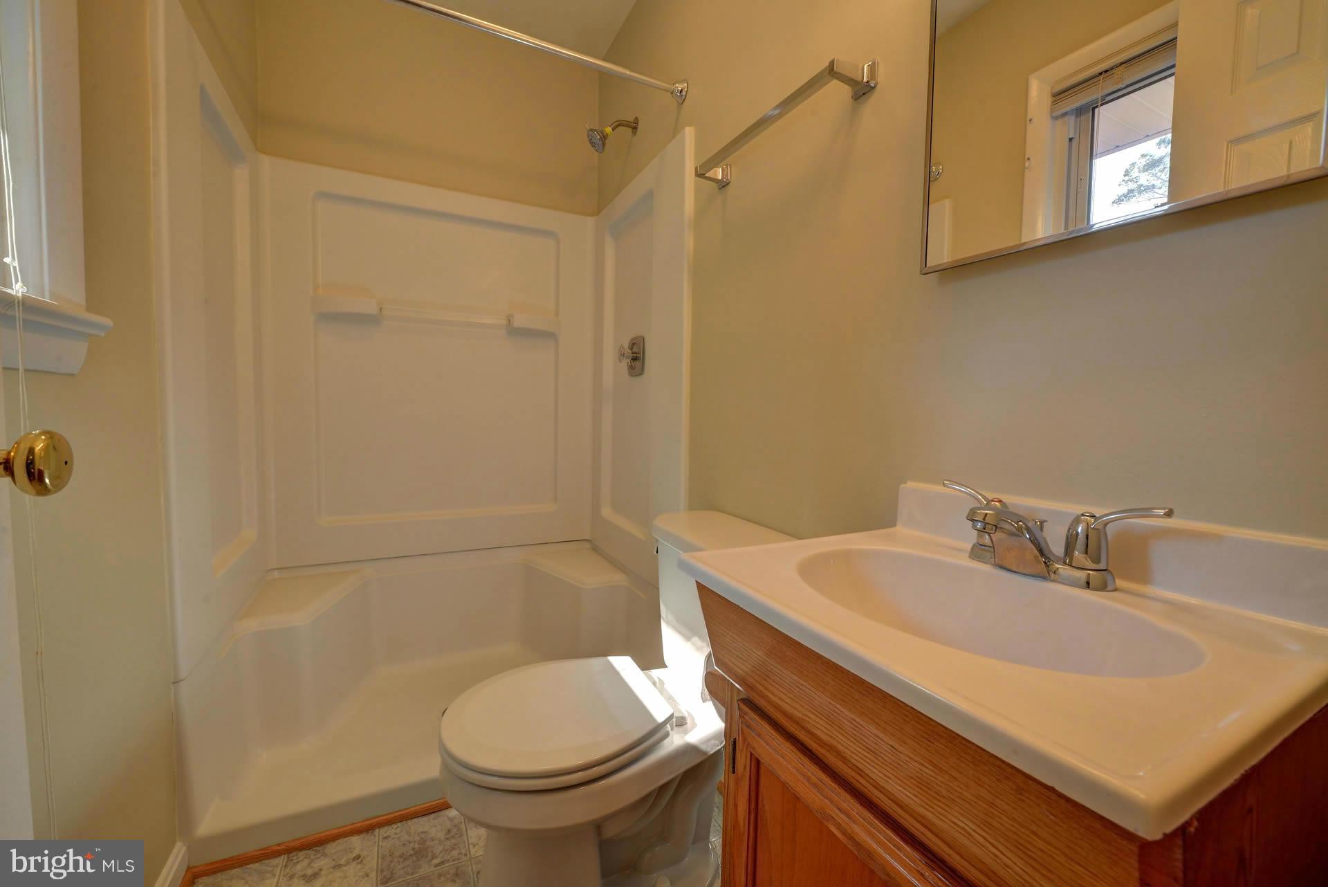 FAIRFAX WOODS - Residential