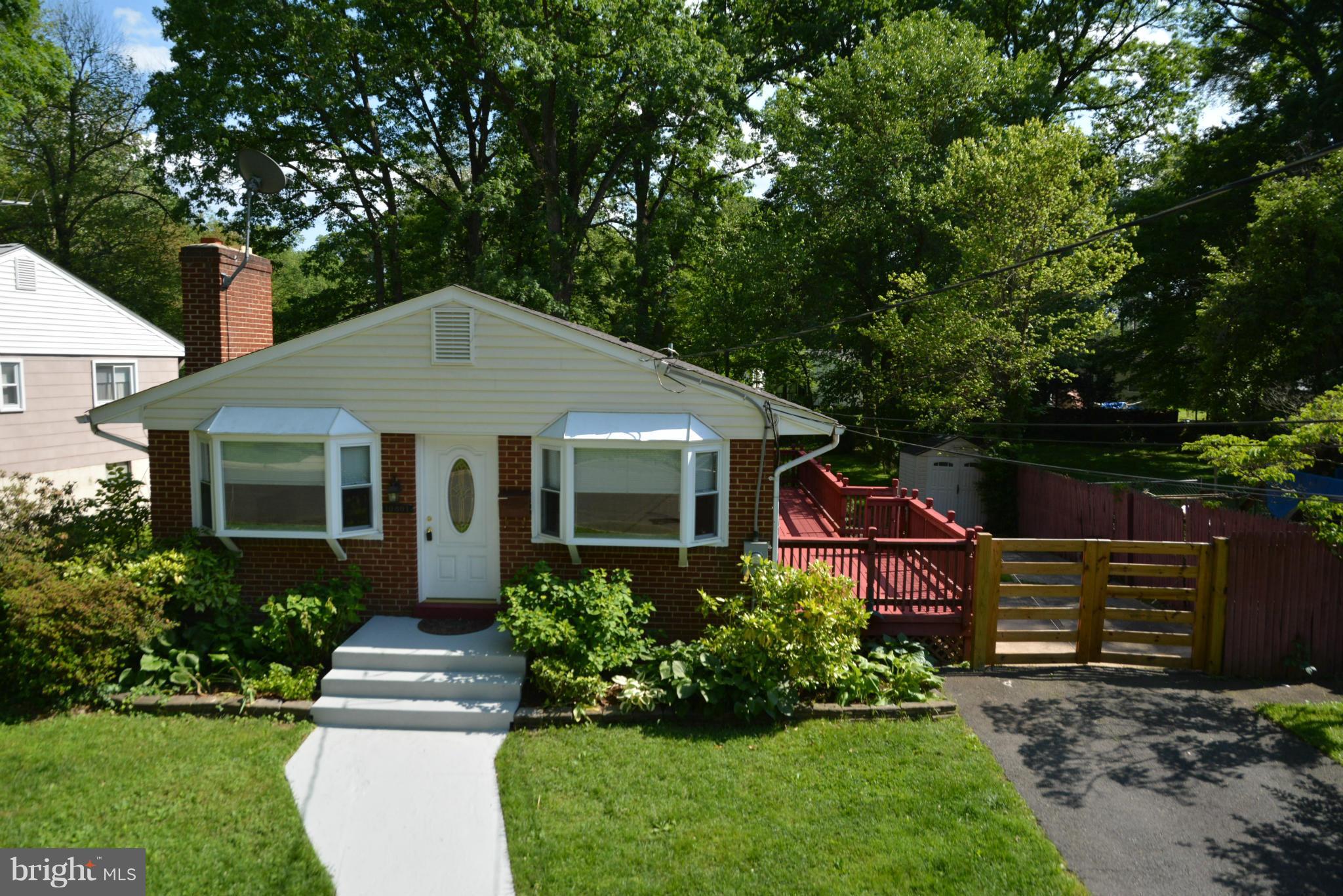 FAIRFAX WOODS - Residential