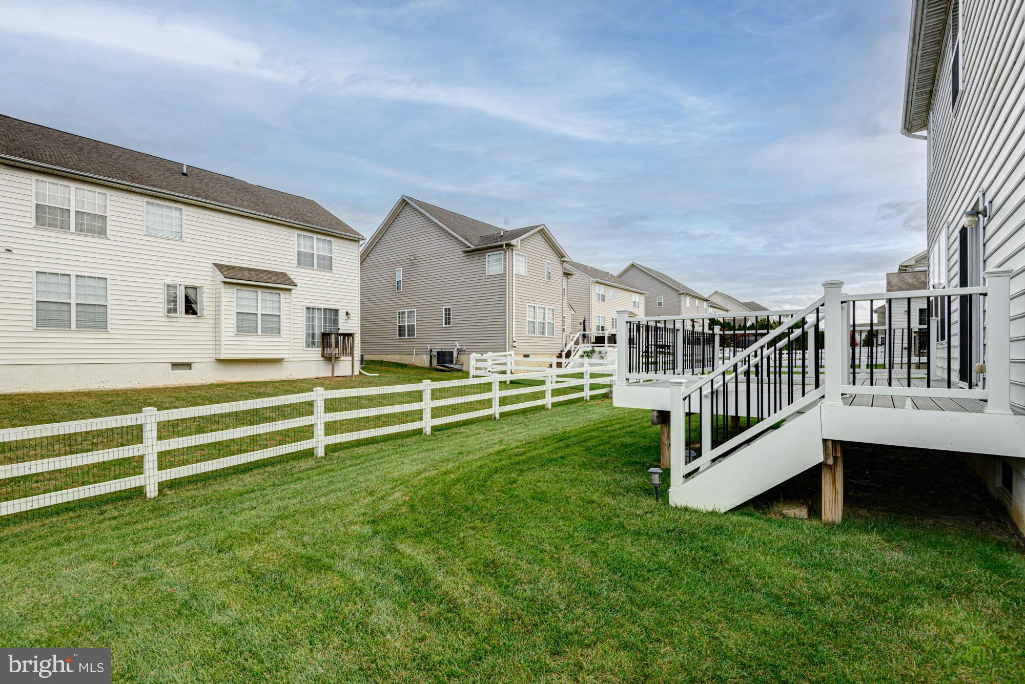 318 NORTHHAMPTON WAY