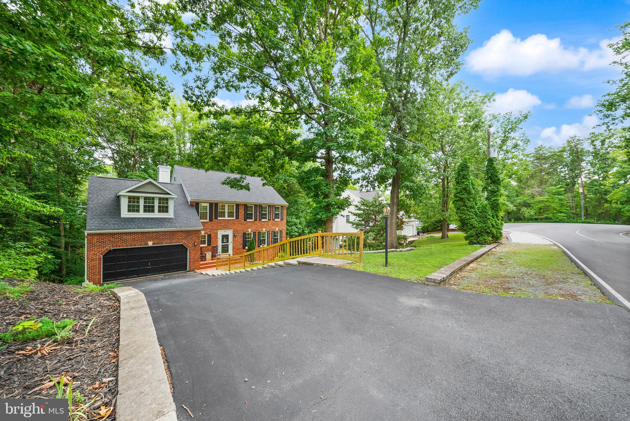 304 COMMODORE COVE
