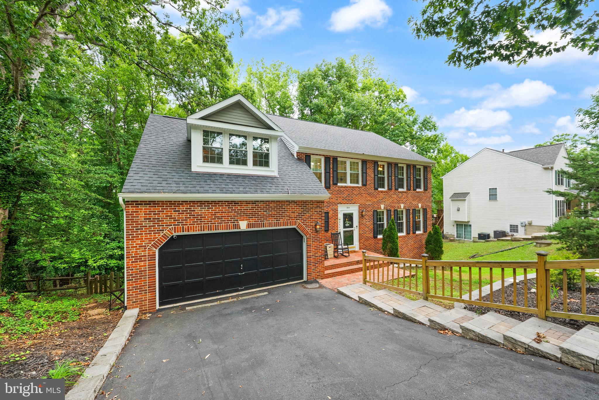304 COMMODORE COVE
