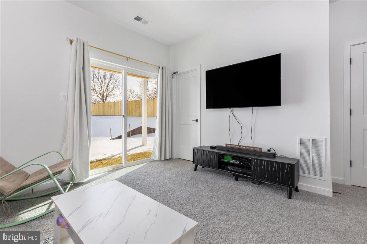 LIBERTY RUN - Residential