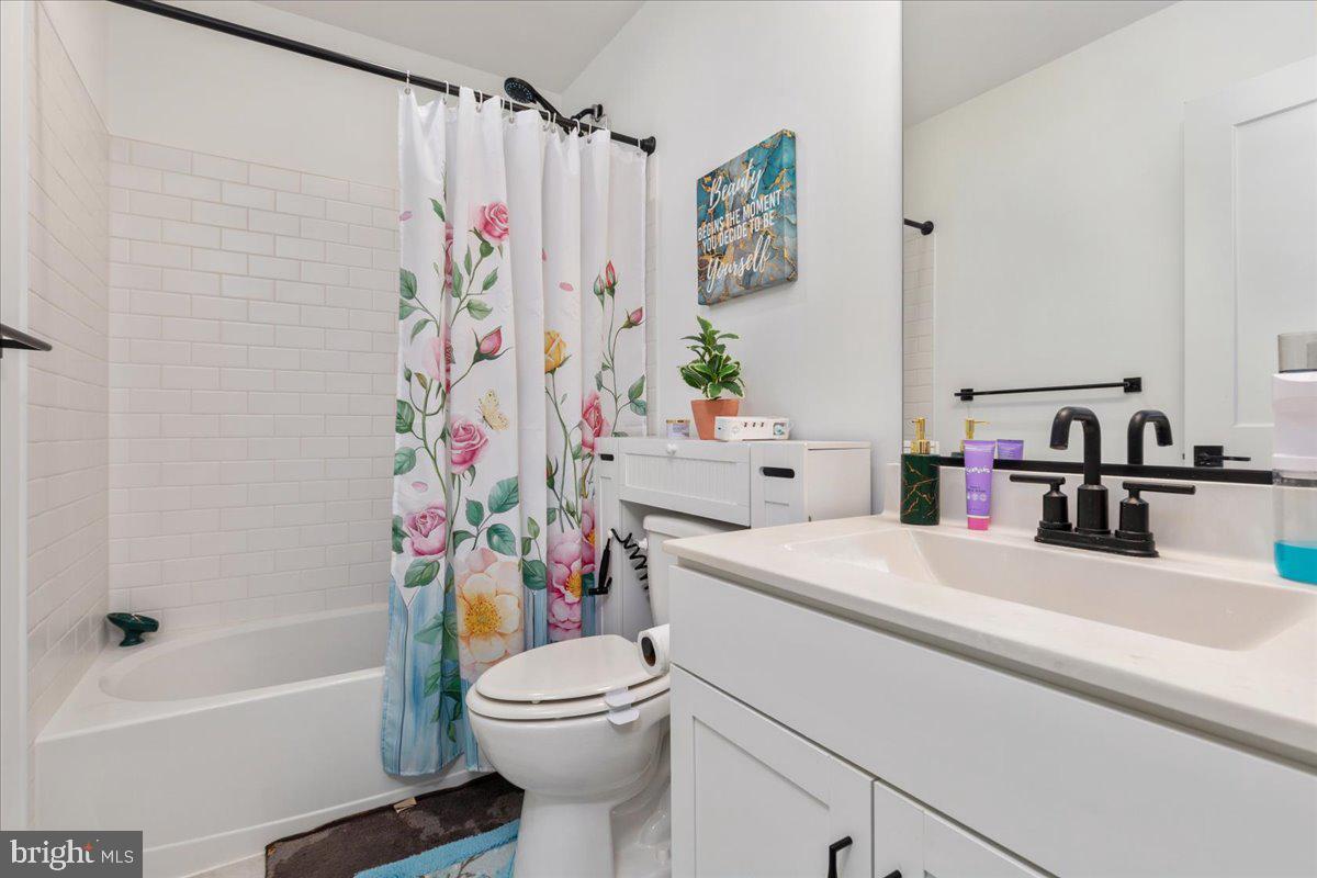 LIBERTY RUN - Residential