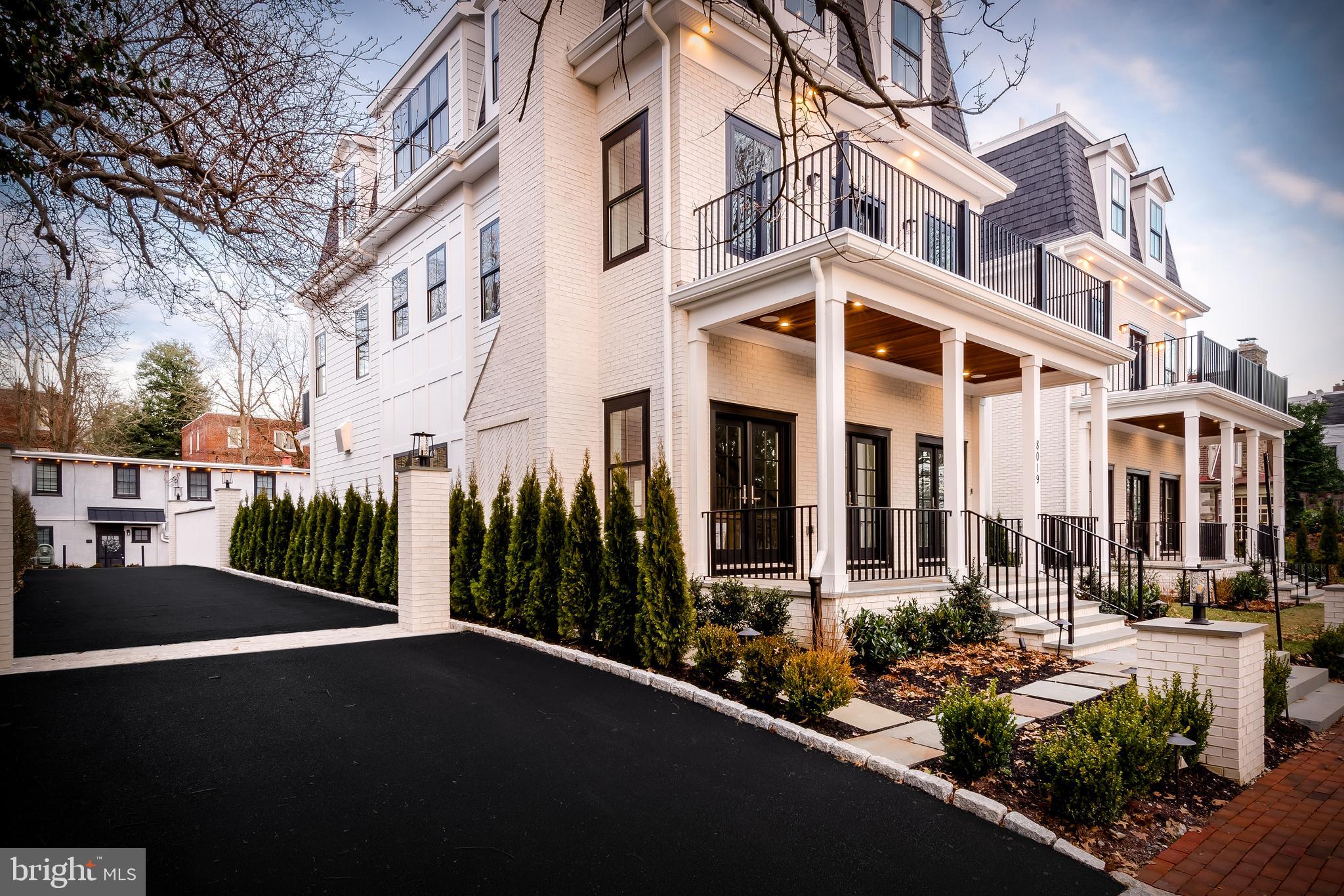 CHESTNUT HILL - Residential