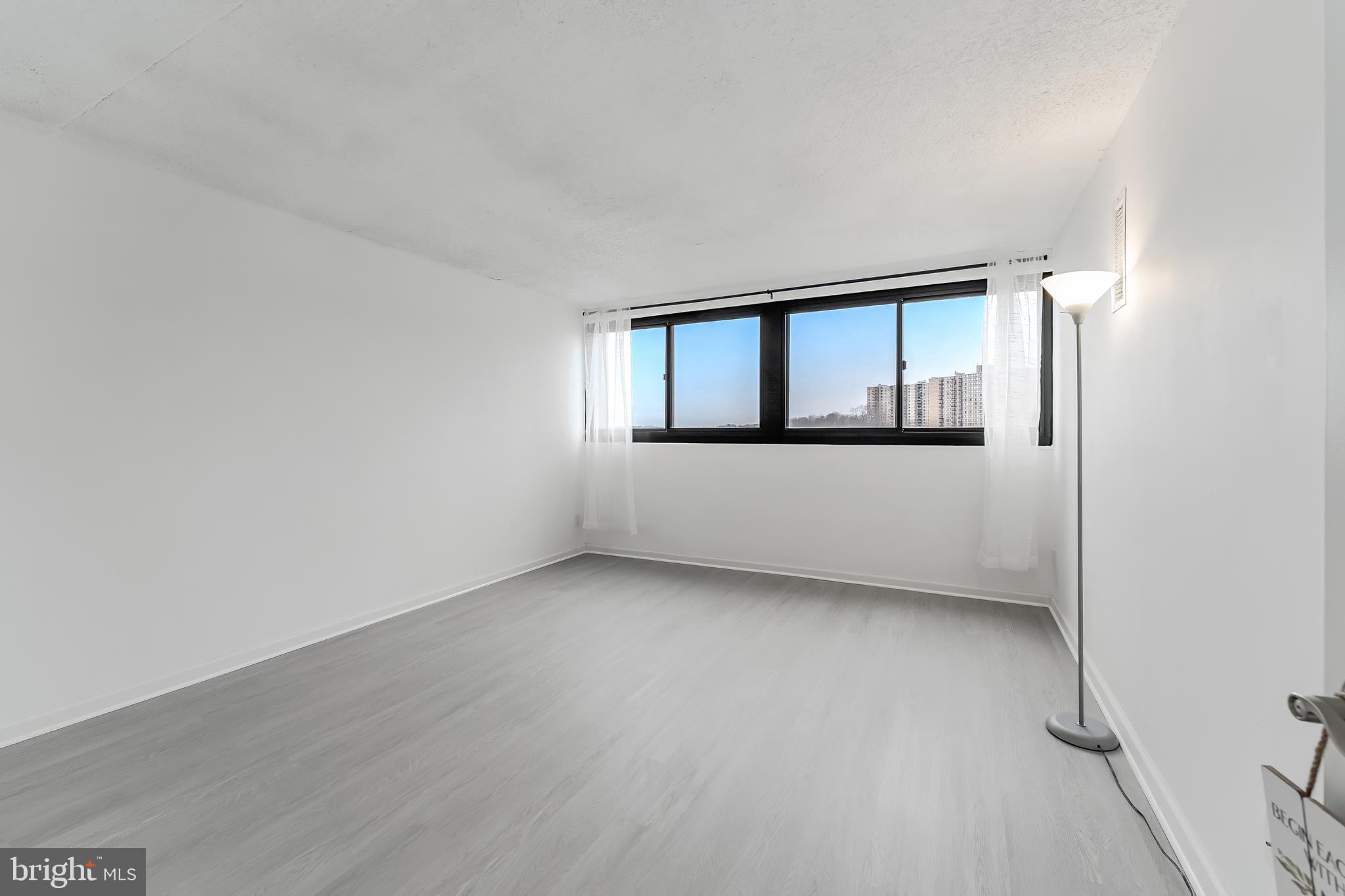 HIGHPOINTE - Residential