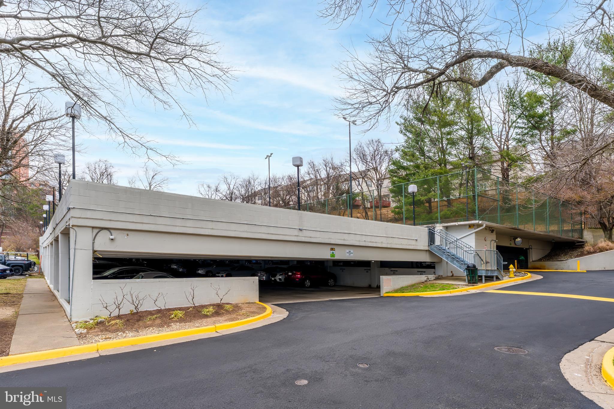 HIGHPOINTE - Residential