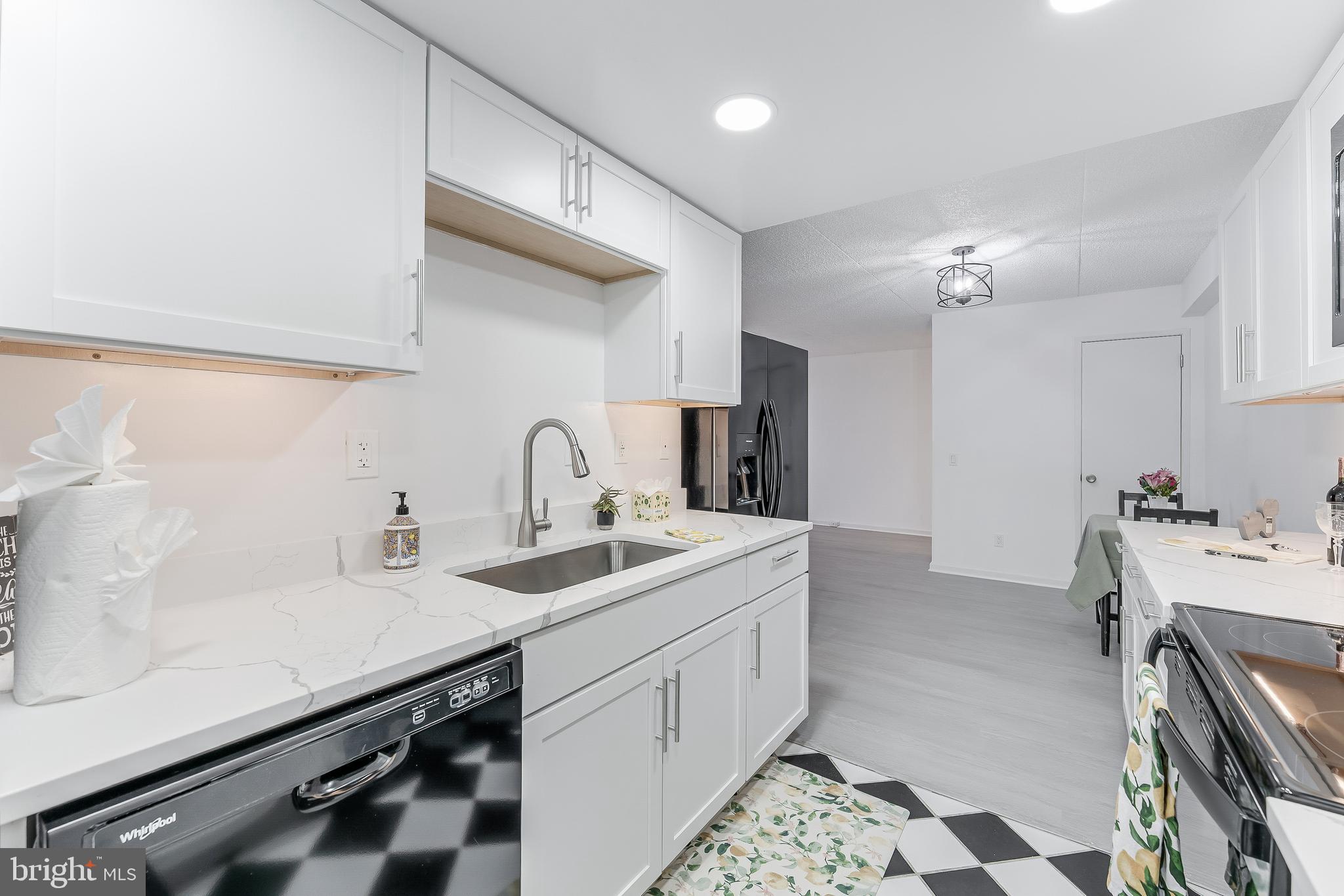 HIGHPOINTE - Residential