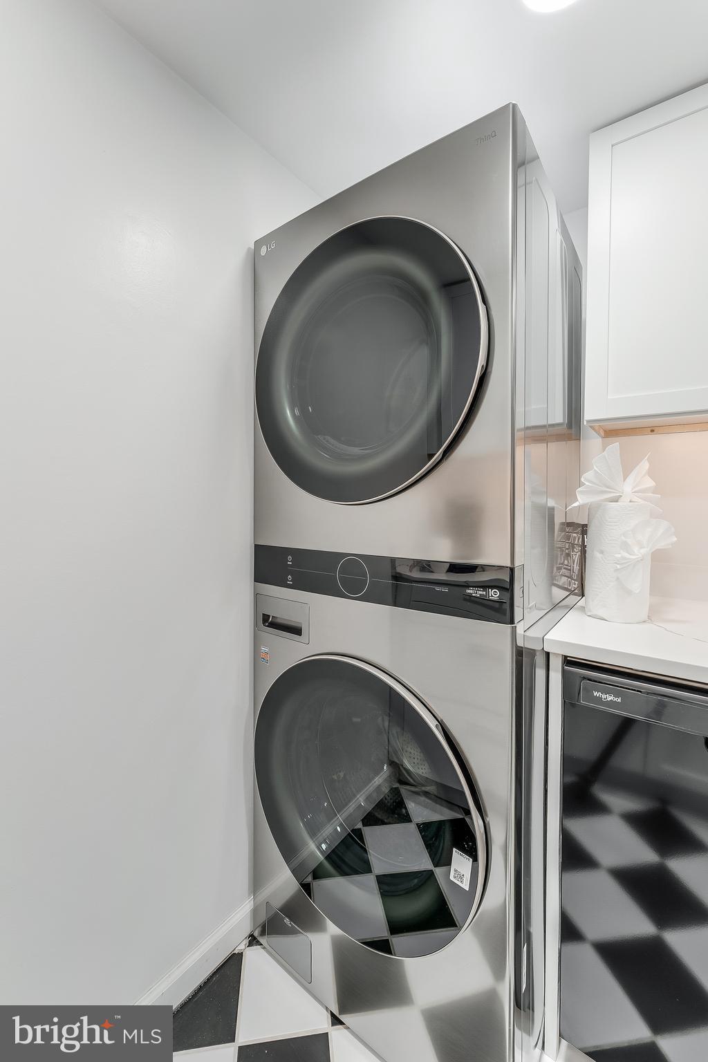 HIGHPOINTE - Residential