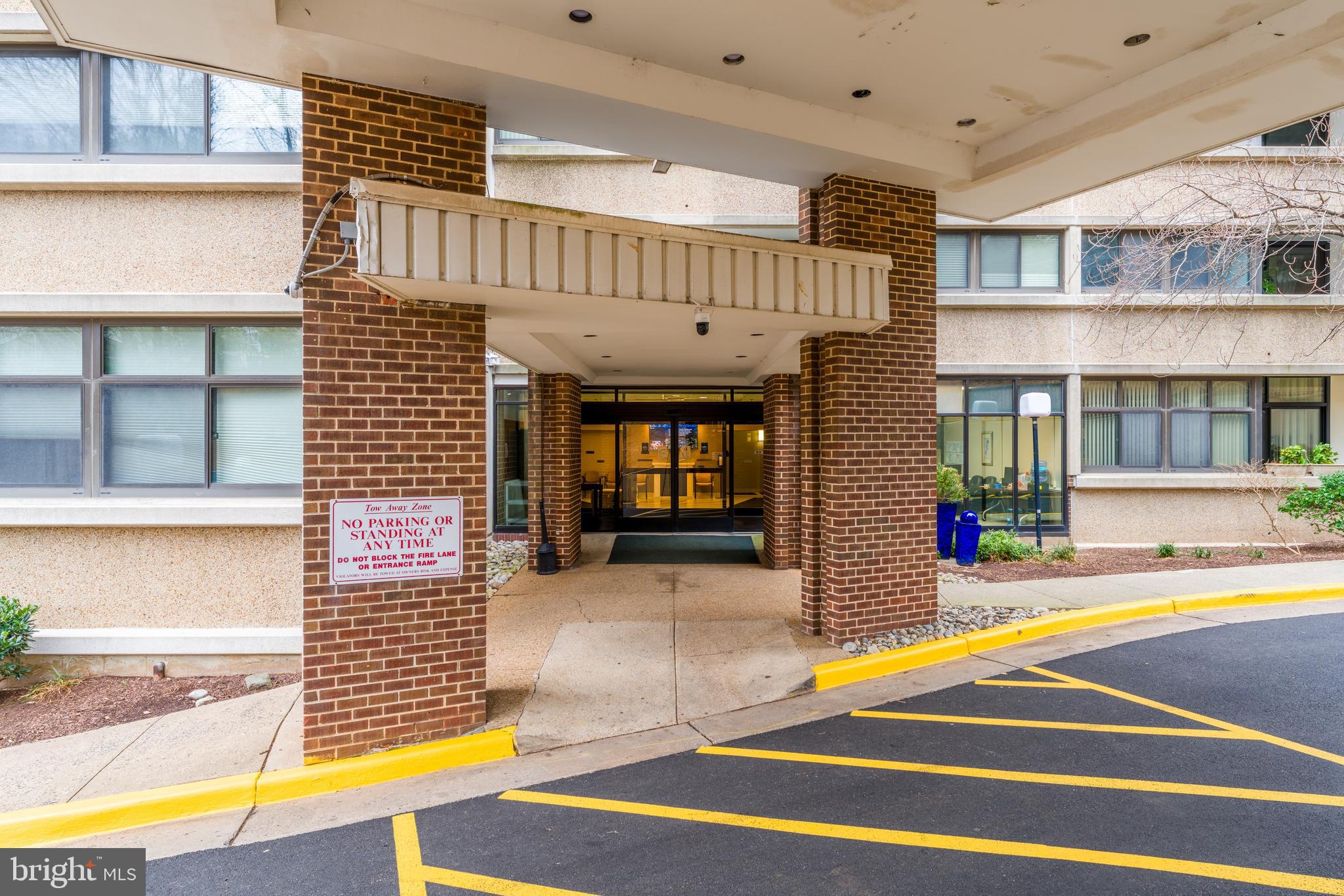 HIGHPOINTE - Residential