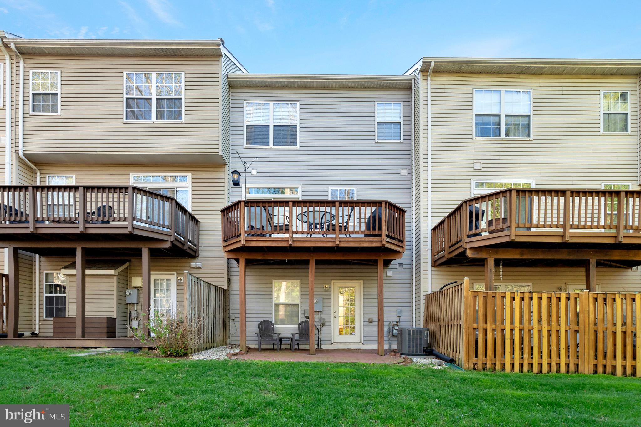 4112 FLOWER BOX COURT