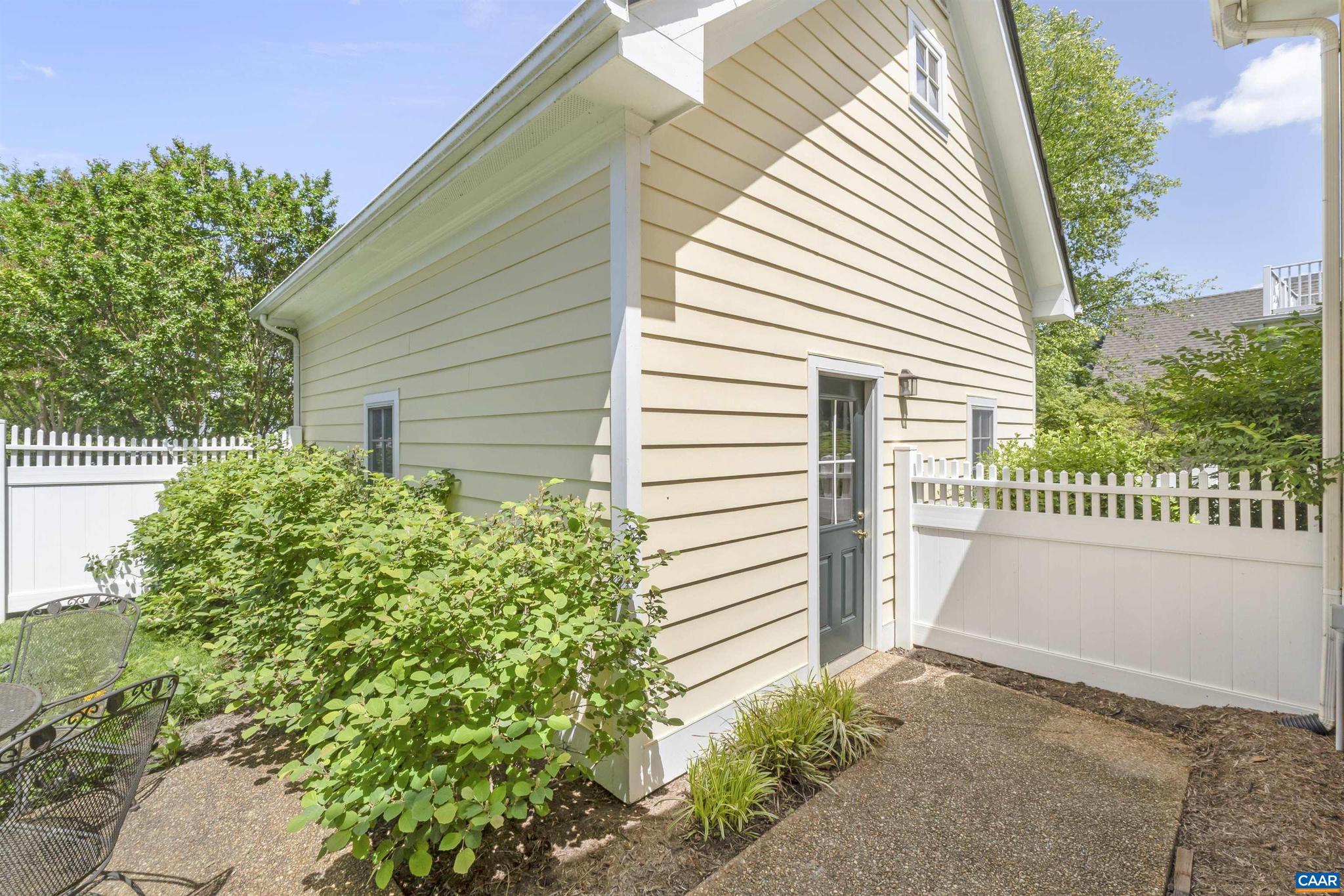 OLD TRAIL - Residential