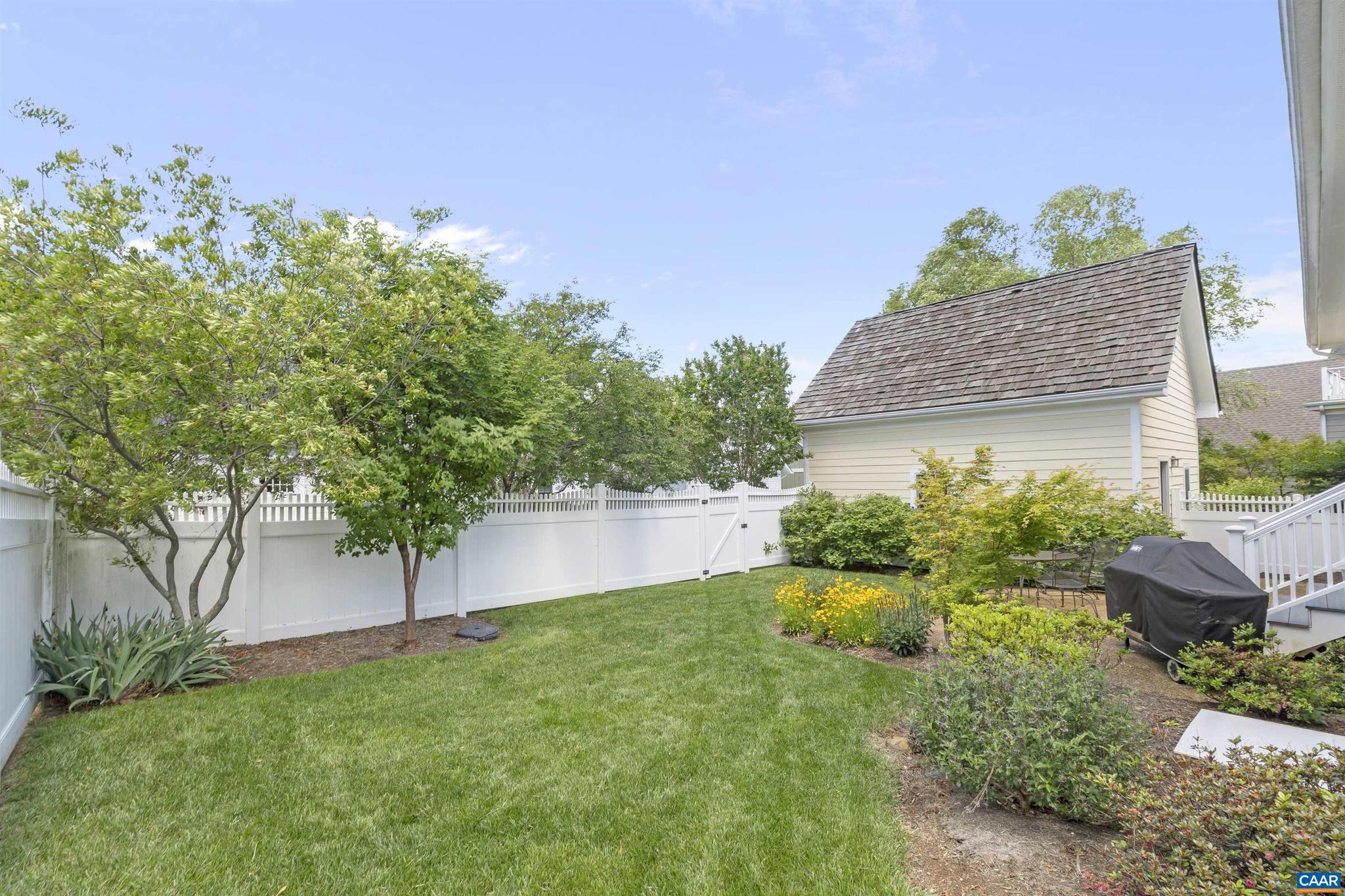 OLD TRAIL - Residential