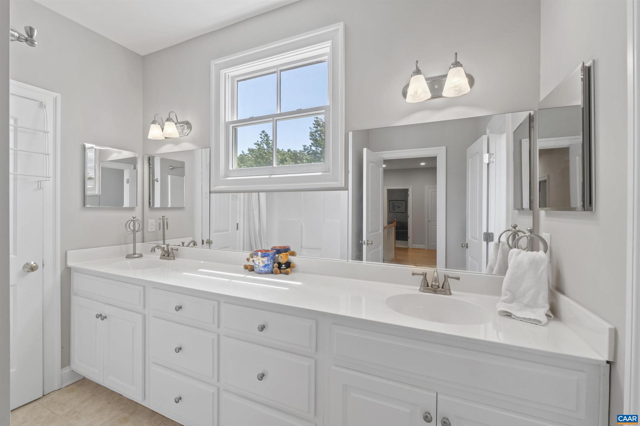 OLD TRAIL - Residential