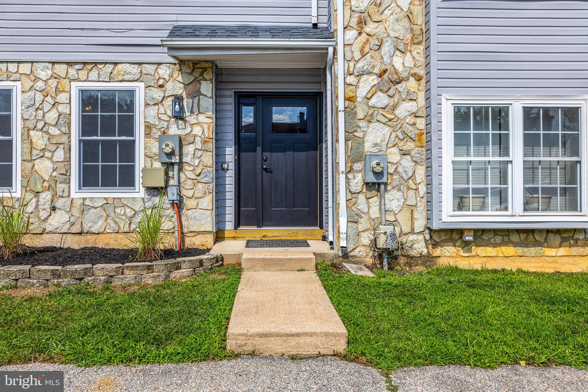 8 REVERE PLACE