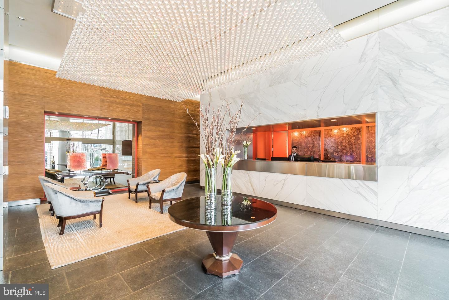 PENN SQUARE - Residential
