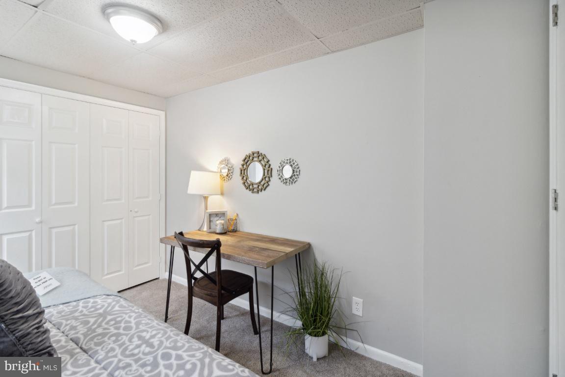 MIDDLE EAST - Residential