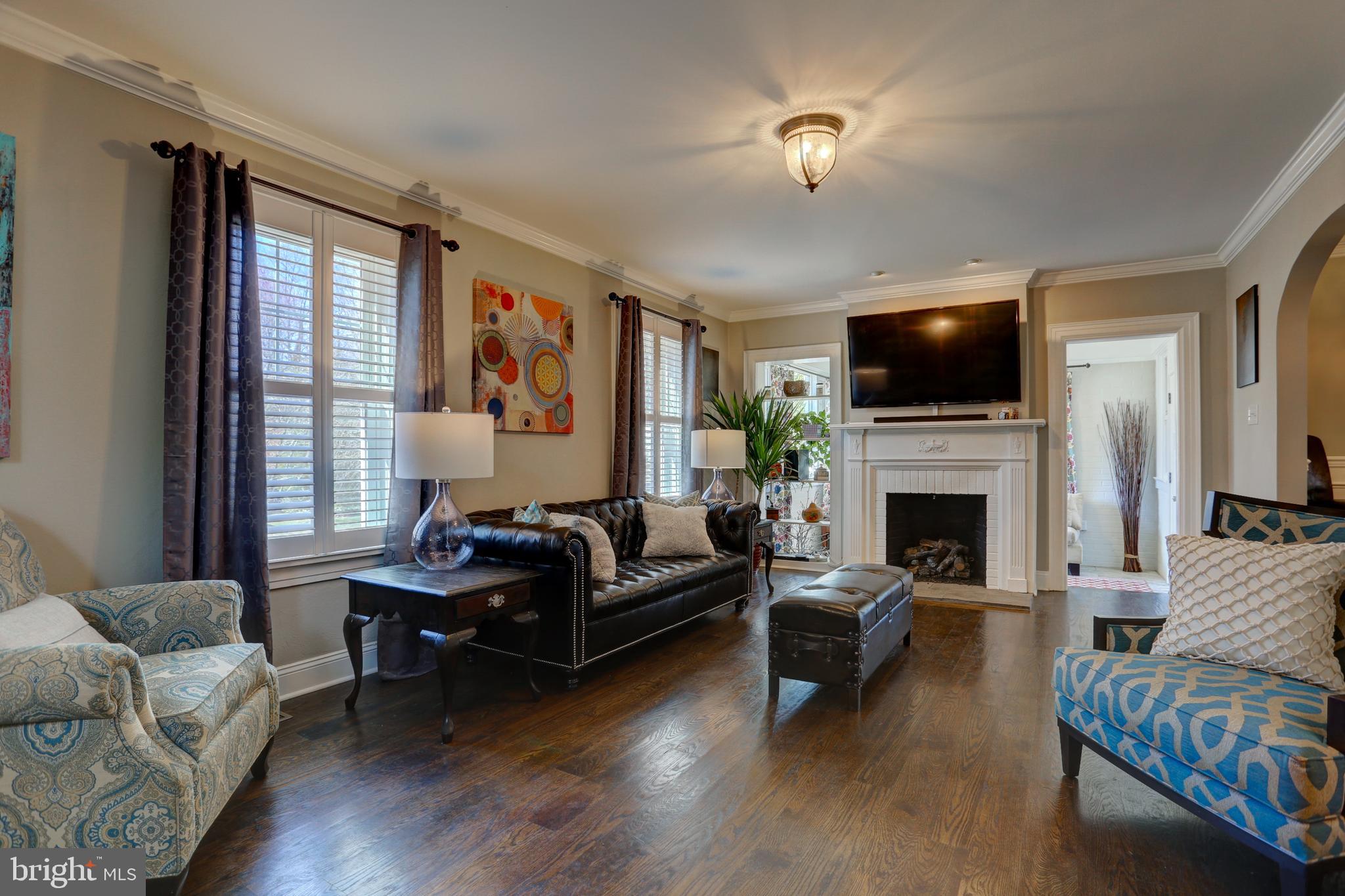 SCHOOL LANE HILLS - Residential