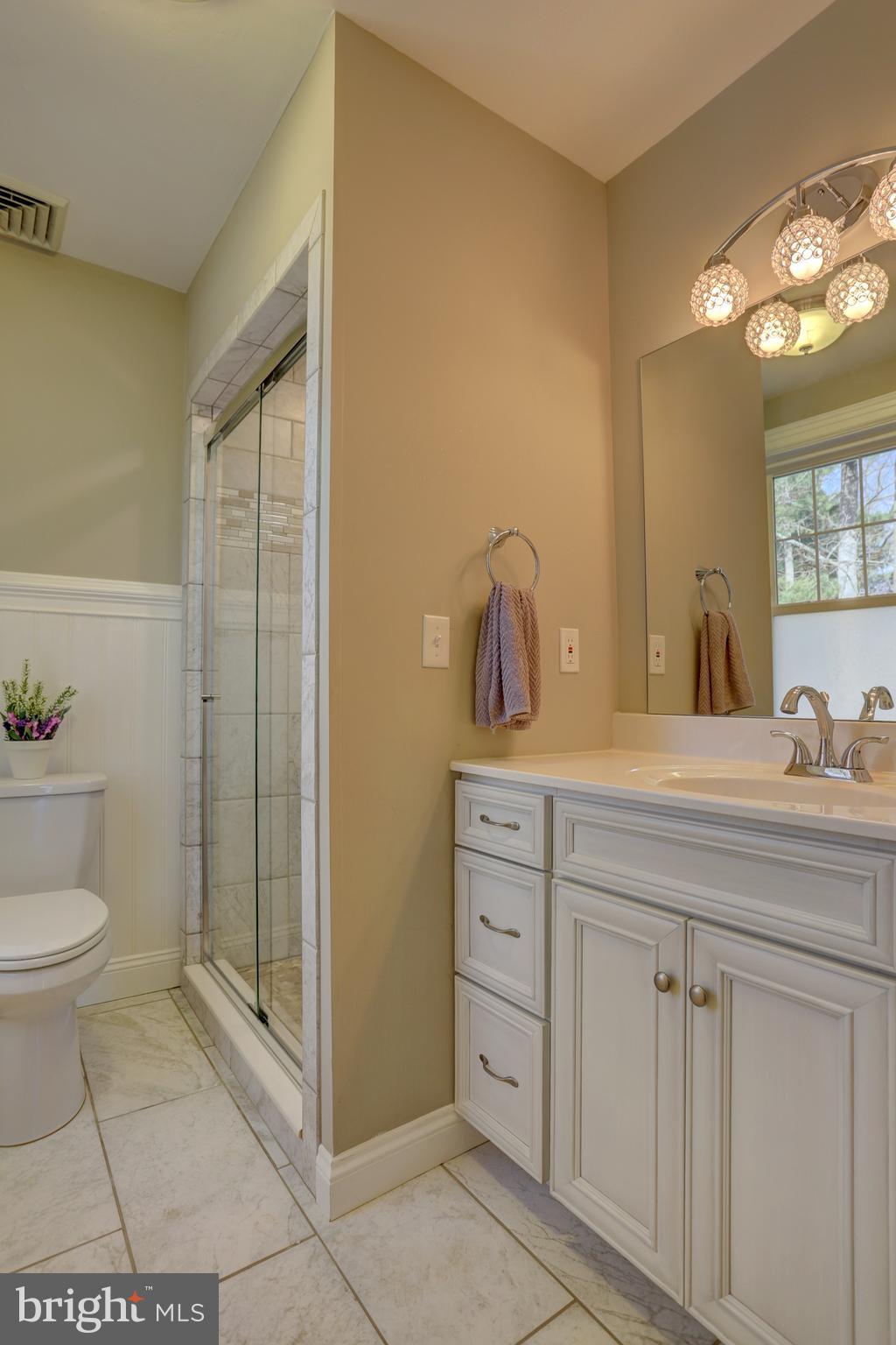 SCHOOL LANE HILLS - Residential