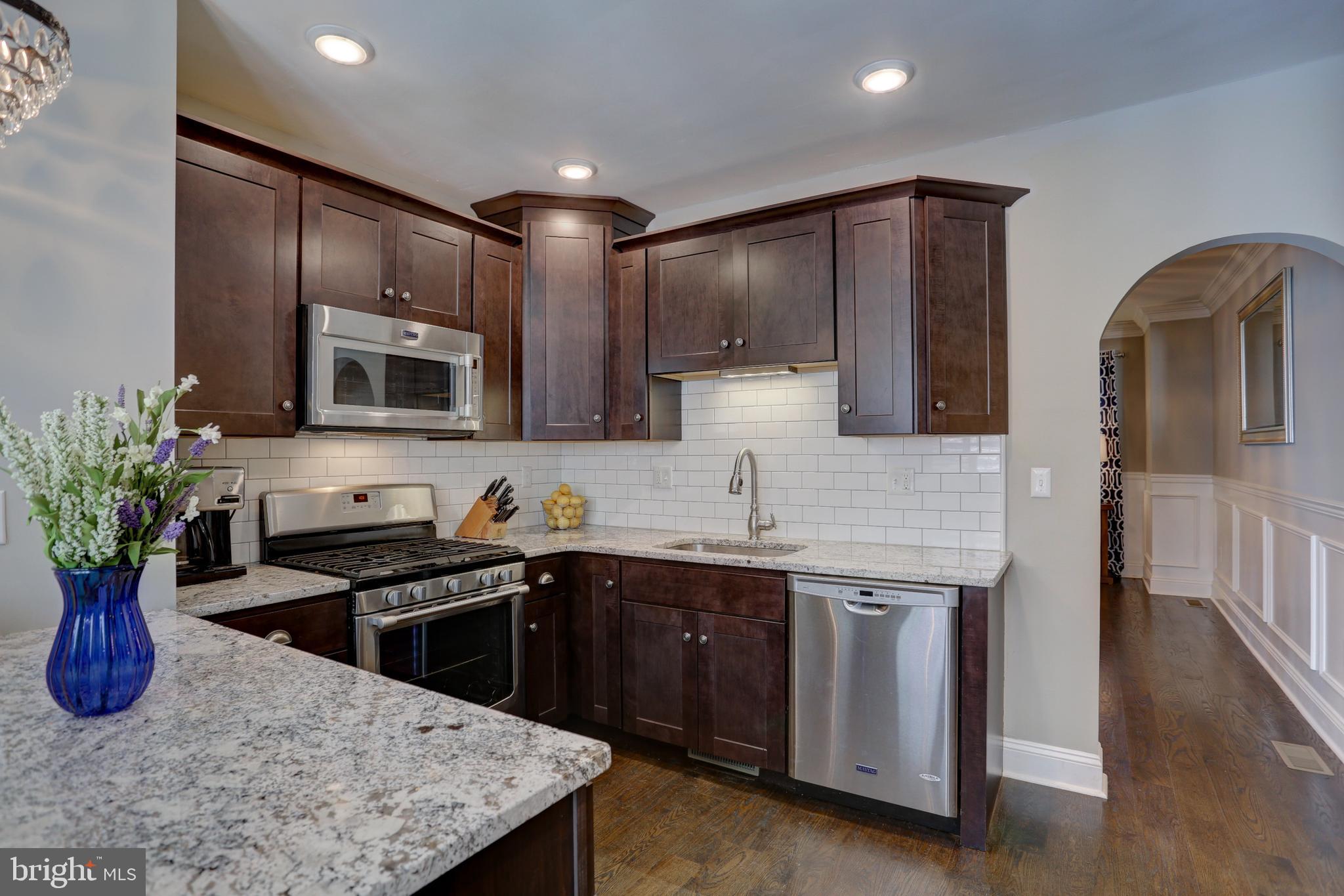 SCHOOL LANE HILLS - Residential