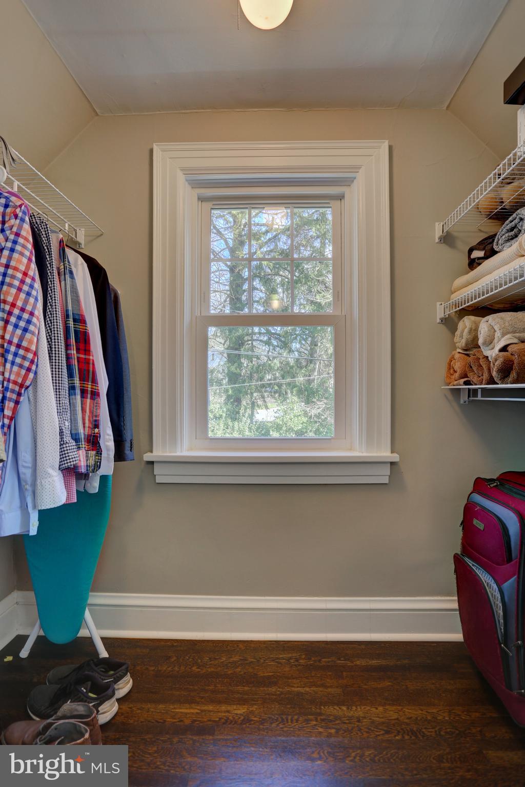 SCHOOL LANE HILLS - Residential