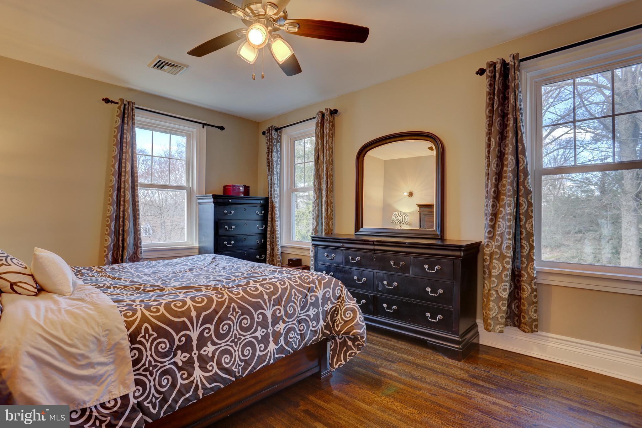 SCHOOL LANE HILLS - Residential