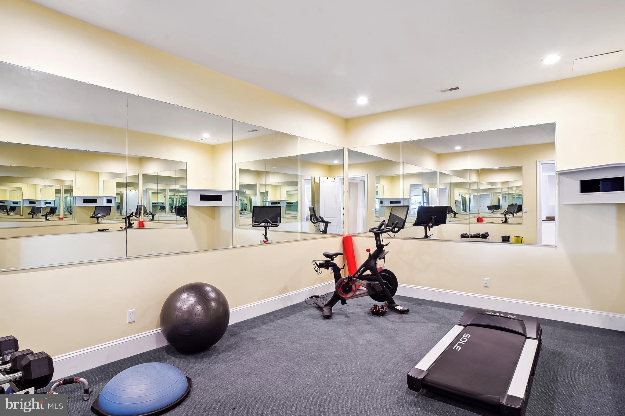 QUEEN ANNE'S ON THE WYE - Residential