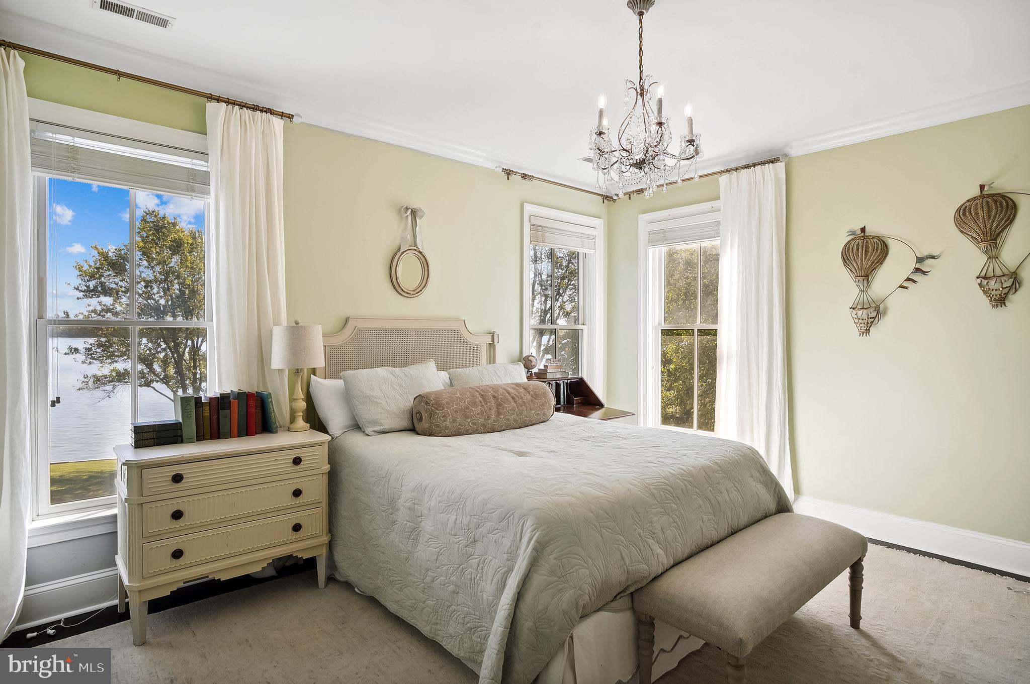 QUEEN ANNE'S ON THE WYE - Residential