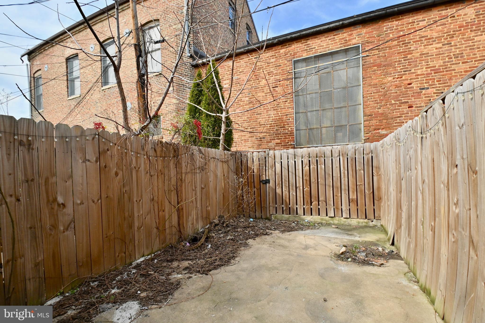 PIGTOWN HISTORIC DISTRICT - Residential Lease