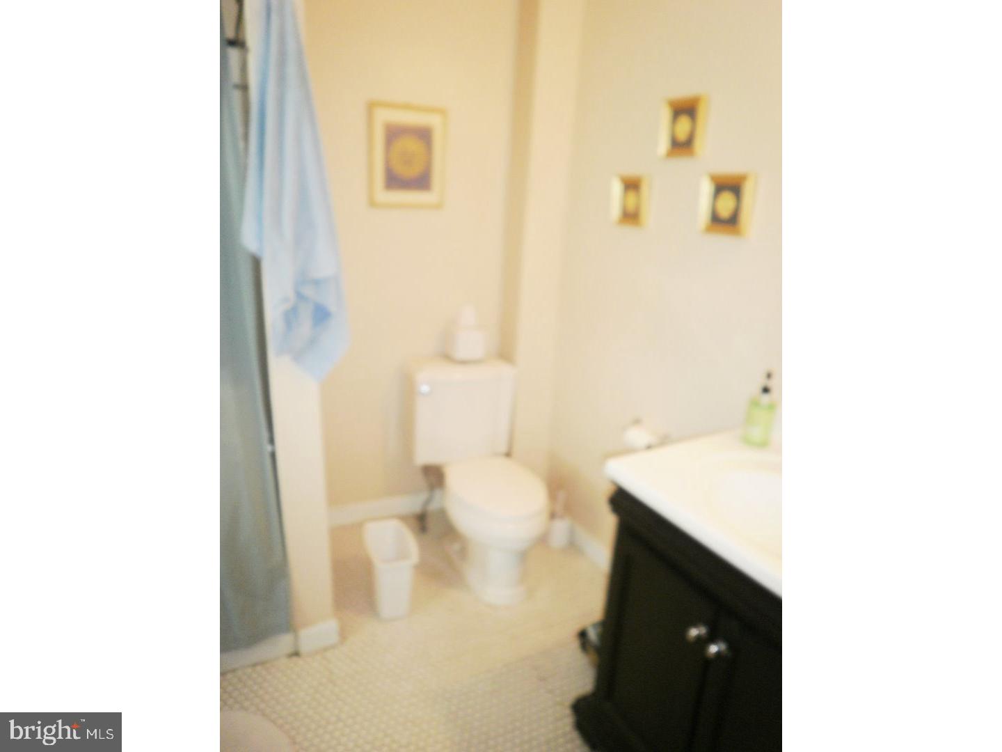 ART MUSEUM AREA - Residential Lease