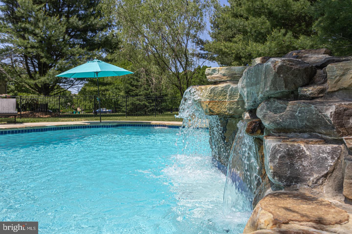 LONGMEADOW - Residential