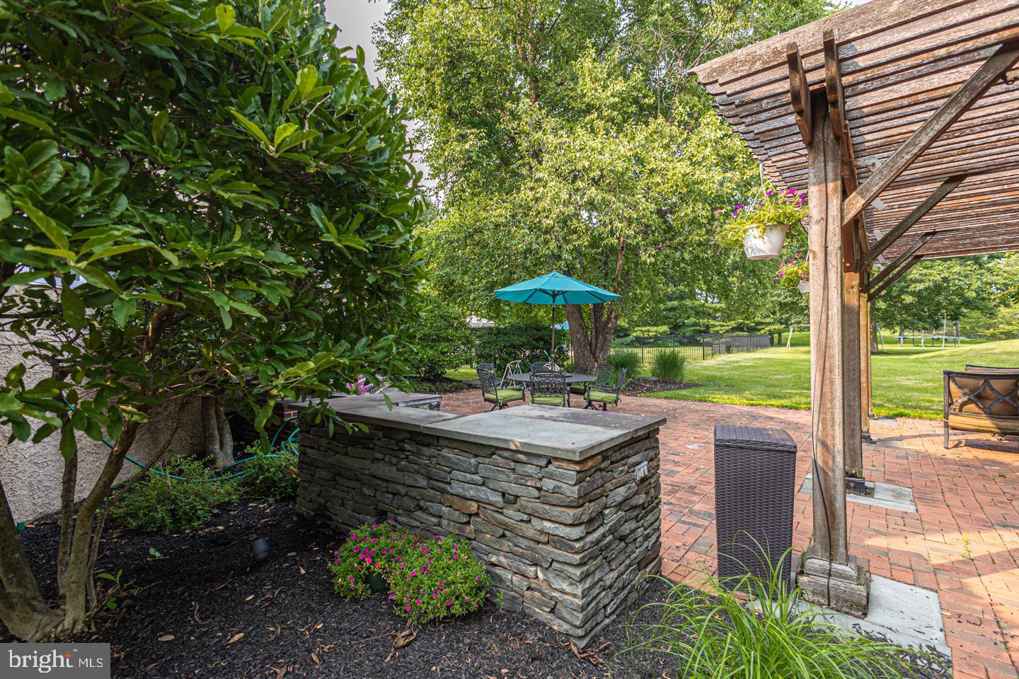 LONGMEADOW - Residential