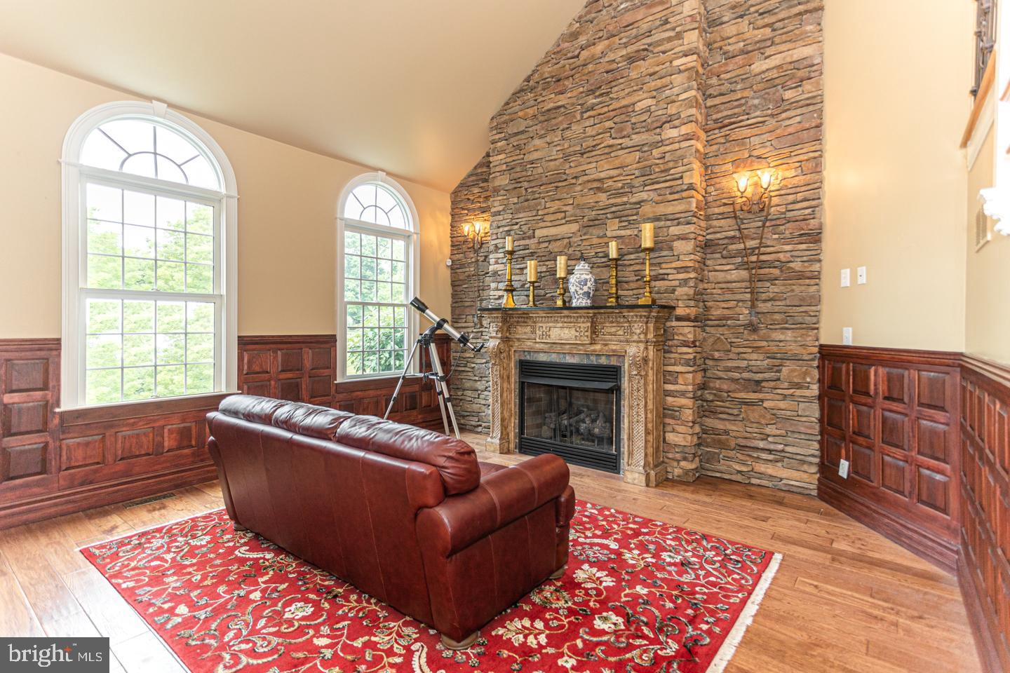 LONGMEADOW - Residential