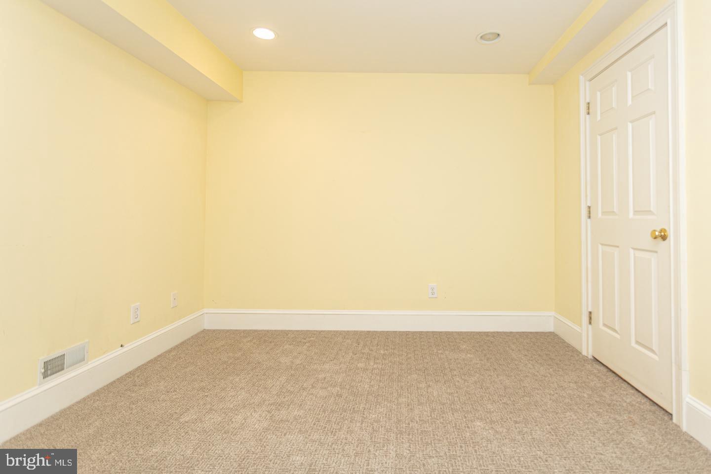 LONGMEADOW - Residential