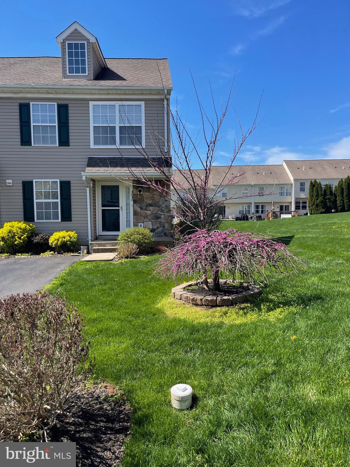 PATRIOTS RIDGE - Residential Lease