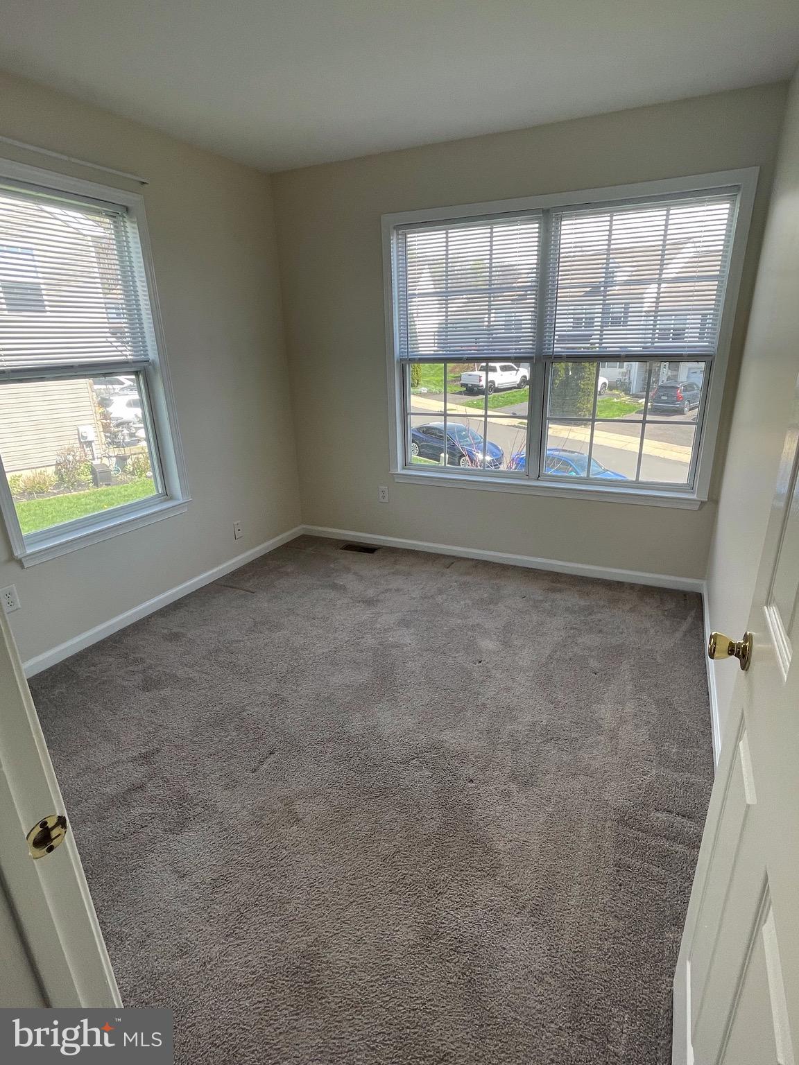 PATRIOTS RIDGE - Residential Lease