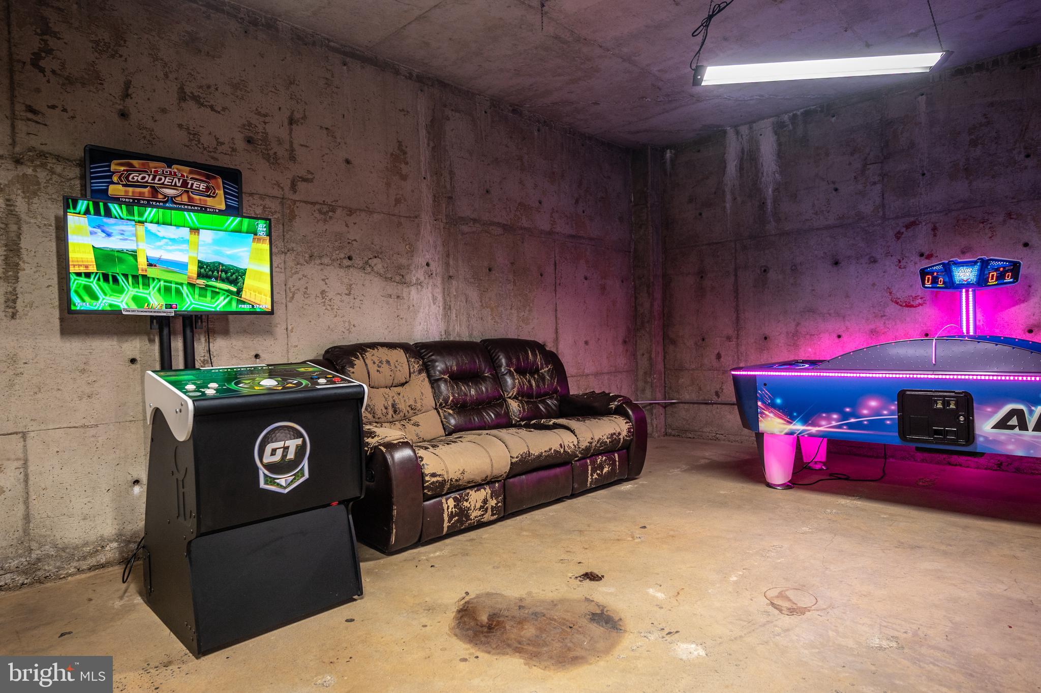 4600 DUKE - Residential