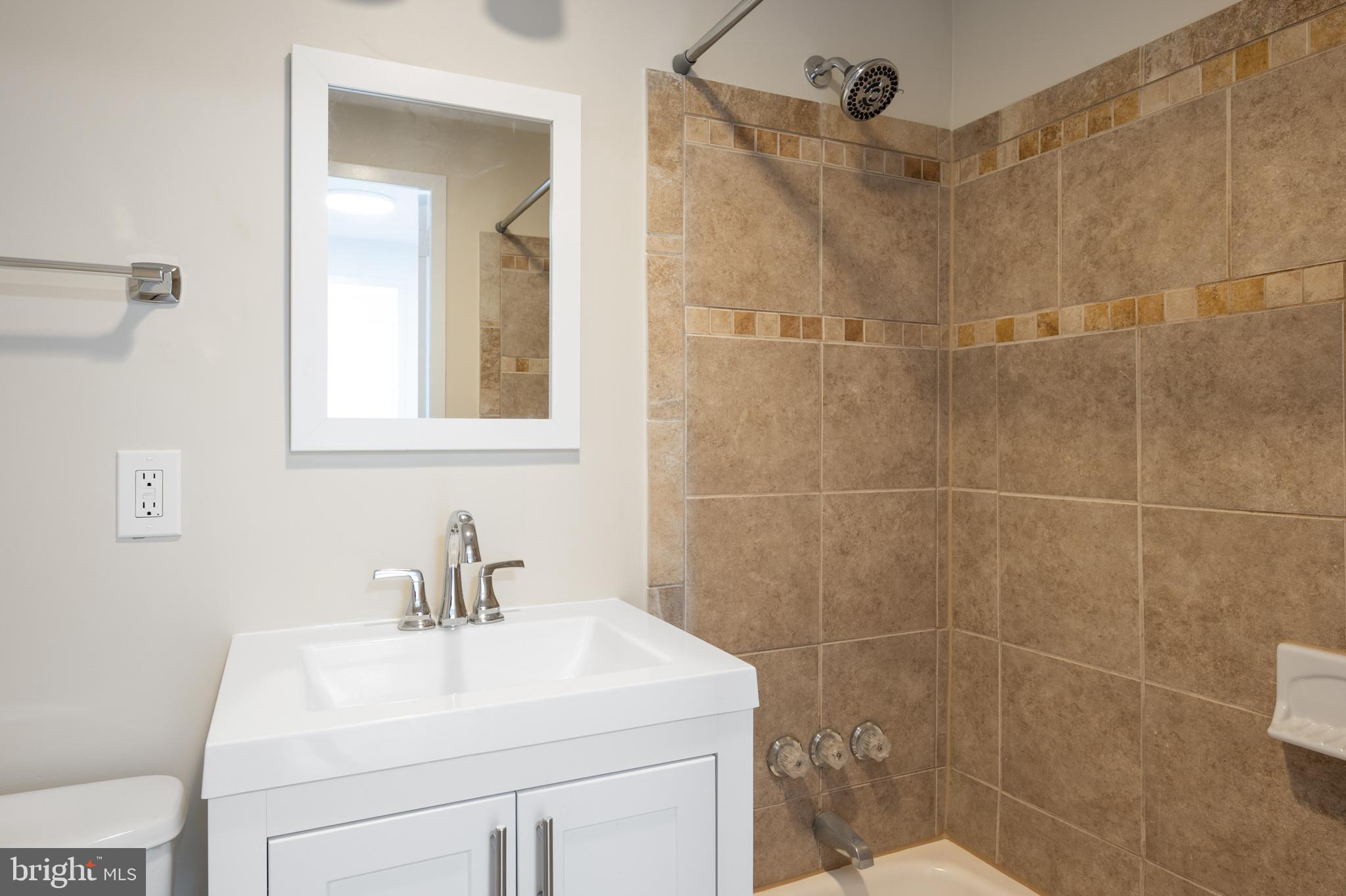 4600 DUKE - Residential