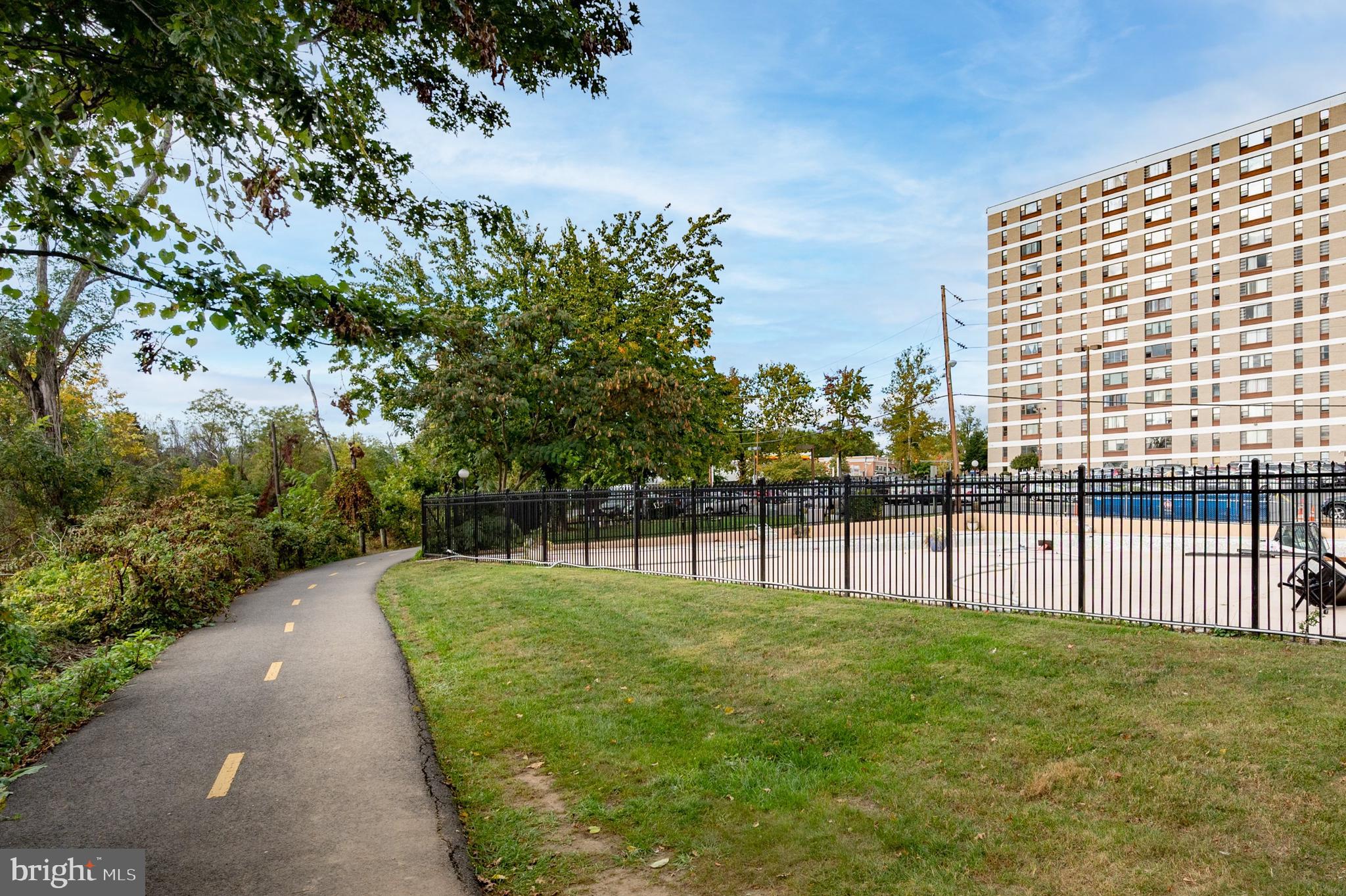 4600 DUKE - Residential